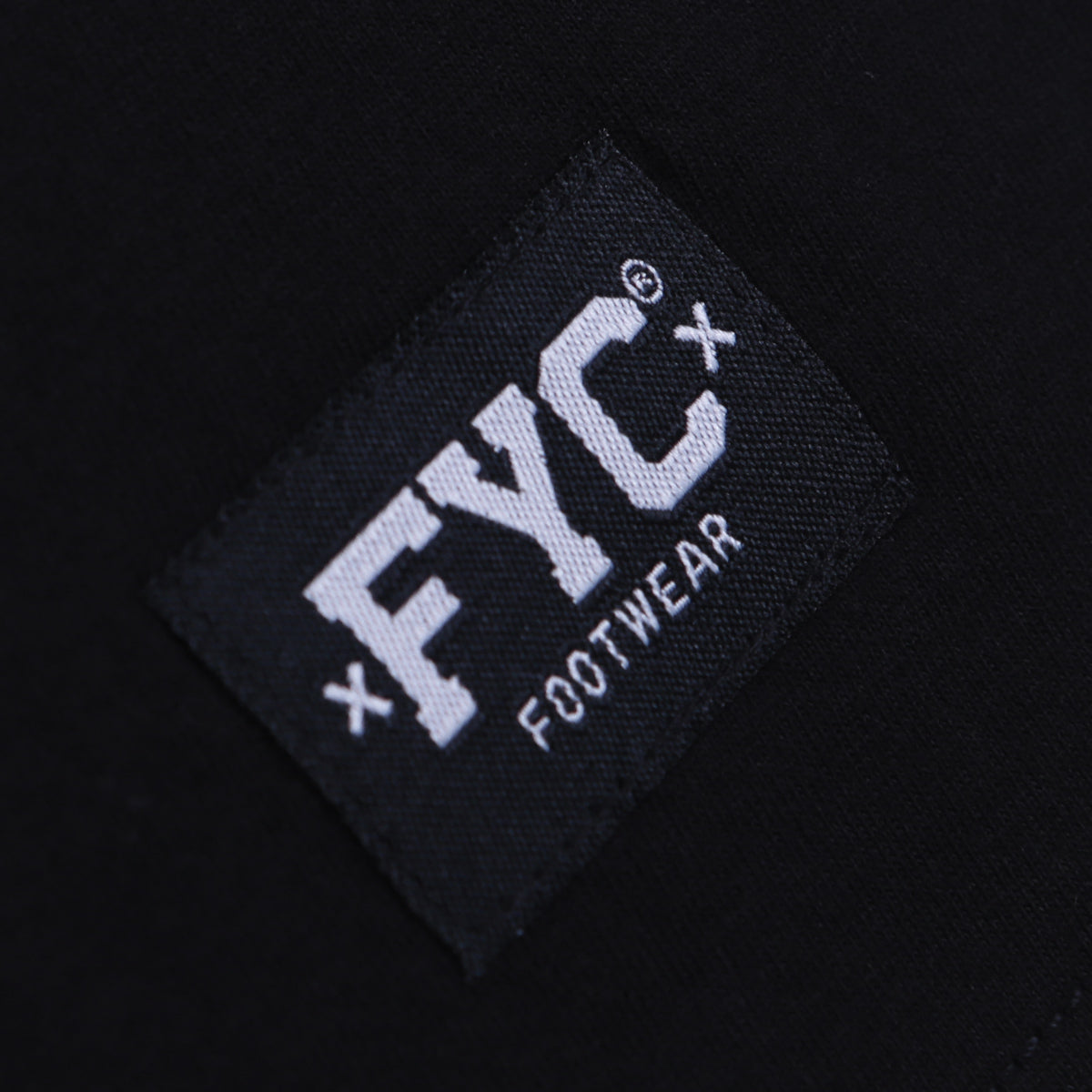 FYC TSHIRT GLOBE BLACK | Reguler Cut
