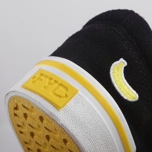 Mutt Black Suede